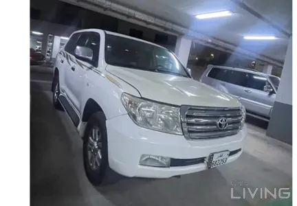 Toyota Land Cruiser GXR 2010